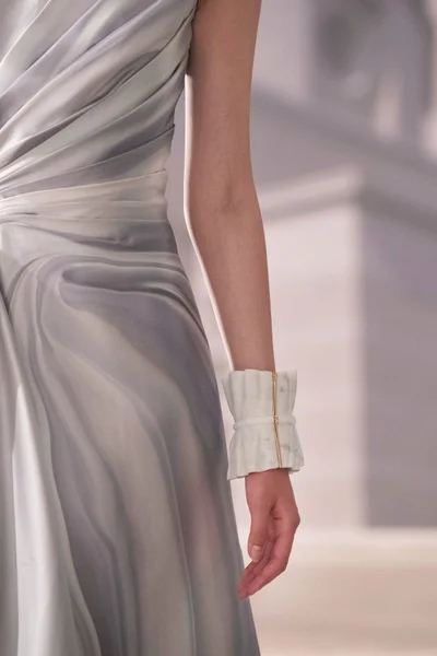 Look 68
